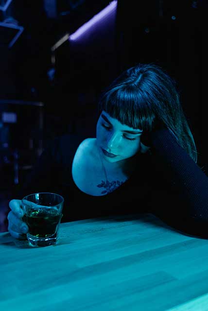 Drunkorexie : quête effrénée de la minceur et culture de l’alcoolisation massive